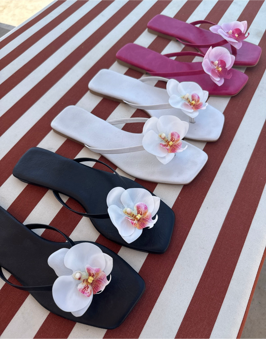 Fuchsia Leather Flip Flop