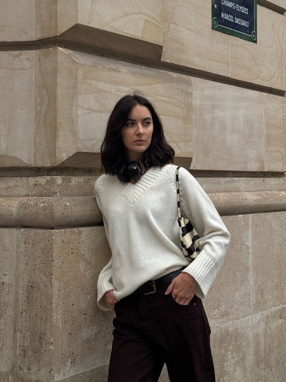 White Oversized Pullover
