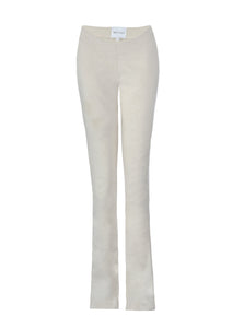 Dipped low waist kick-flare trousers in nude linen. Inseam slit with zip fastening.